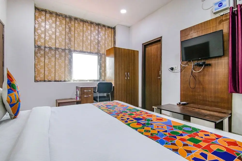 Бахадрабад: Fabhotel The Orient