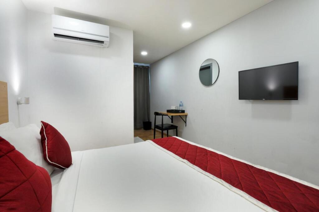 Бангалор: Alchemy Suites