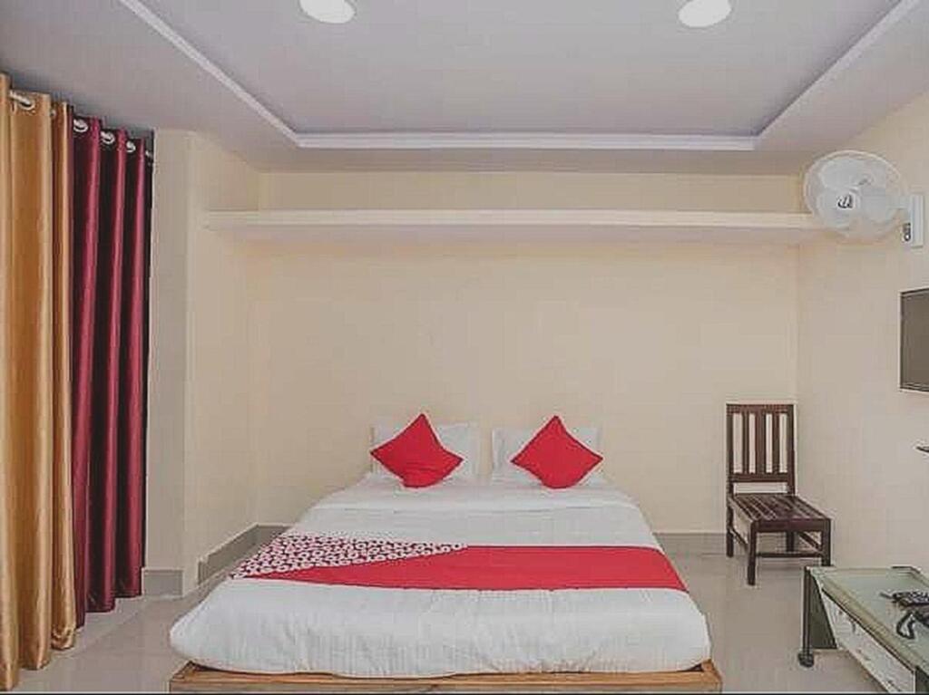Бангалор: OYO Flagship 807962 Om Sai Residency