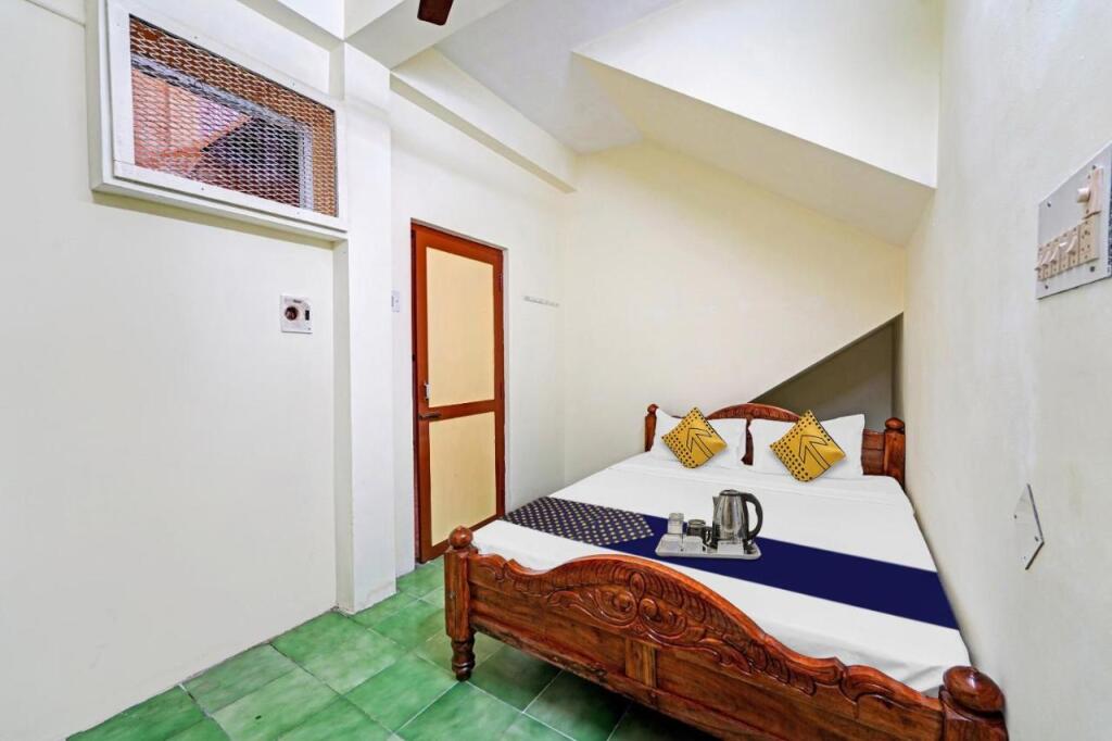 Вилуппурам: SPOT ON 701147 Sri Sakthi Guest House