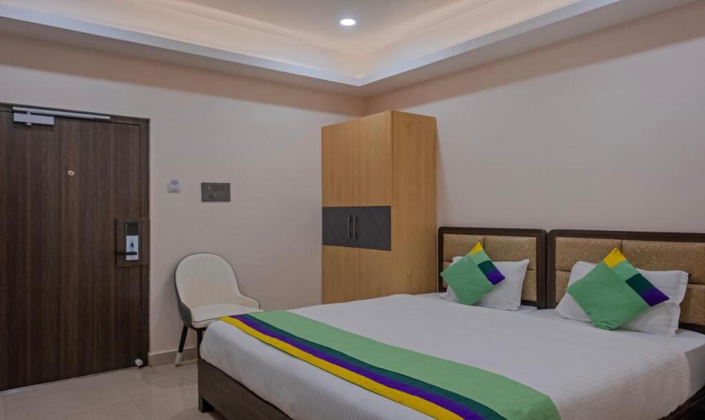 Висакхапатнам: Treebo Su Casa Grand