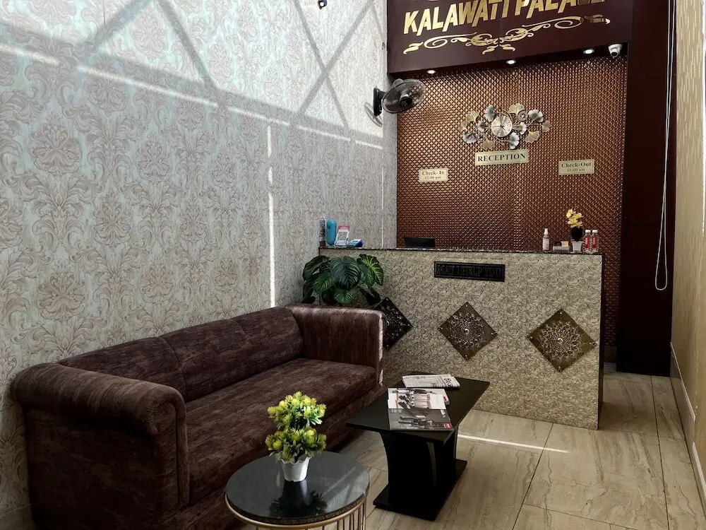 Варанаси: Kalawati Palace
