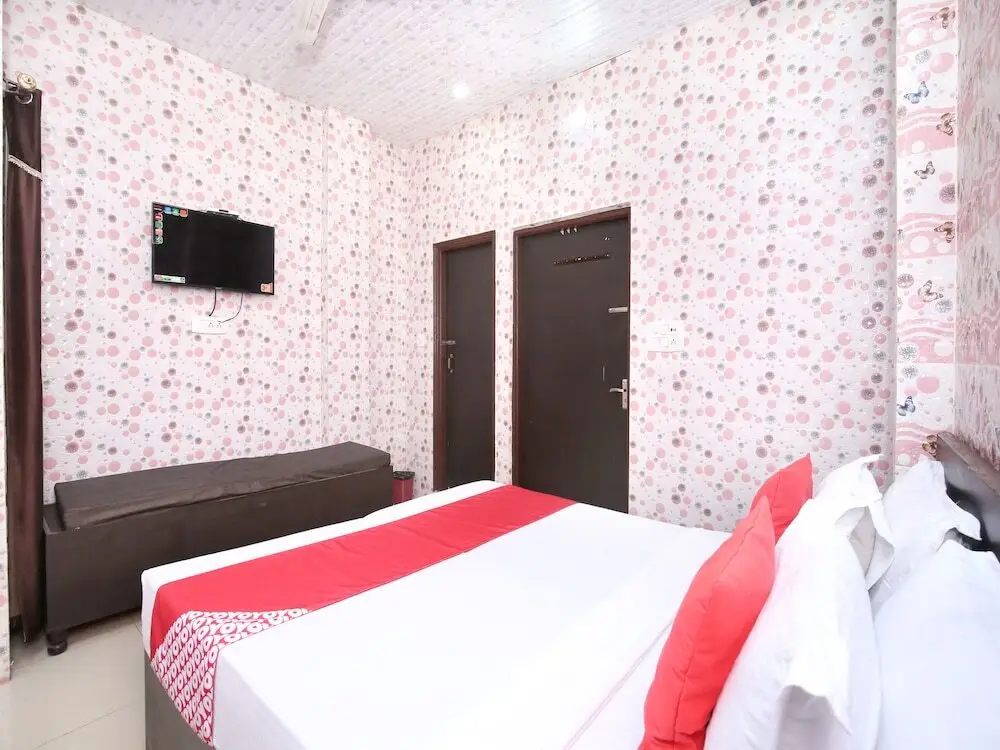 Амритсар: Asha Bed & Breakfast by OYO Rooms