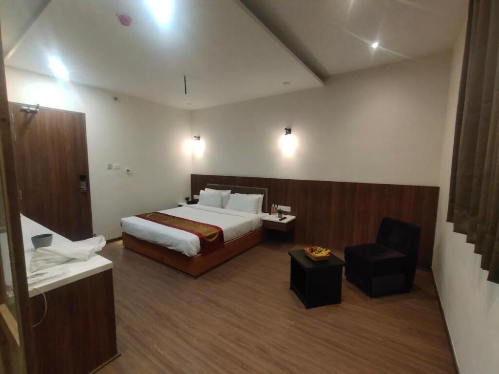 Варанаси: Saptarushi Bonanza Inn