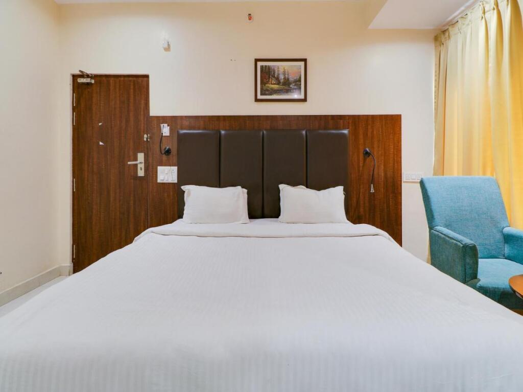 Висакхапатнам: Townhouse 1174 Hotel Cool River