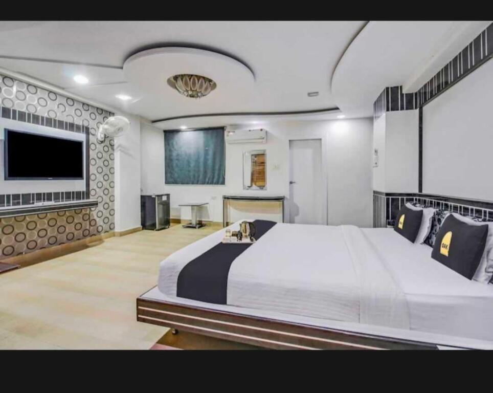 Бхопал: OYO 80639B Hotel 24/7 City