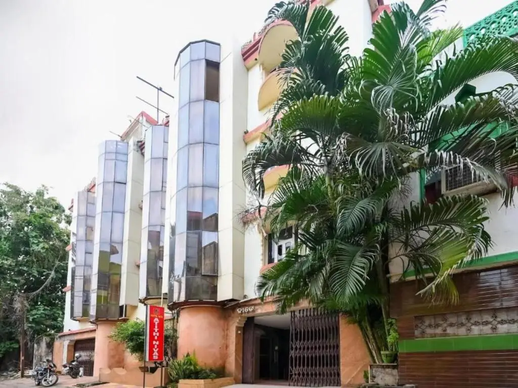 Oyo Flagship 806008 Hotel New Athiti Nivas — фото 1