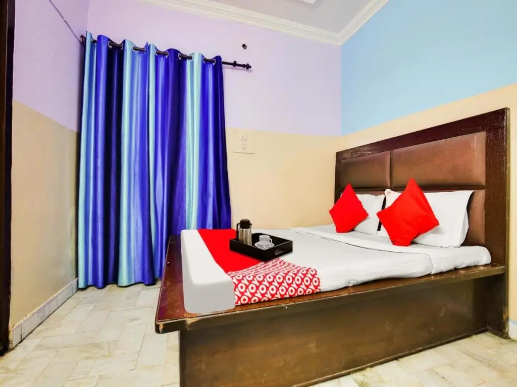 Чандигарх: OYO Flagship 703625 Hotel Suryansh