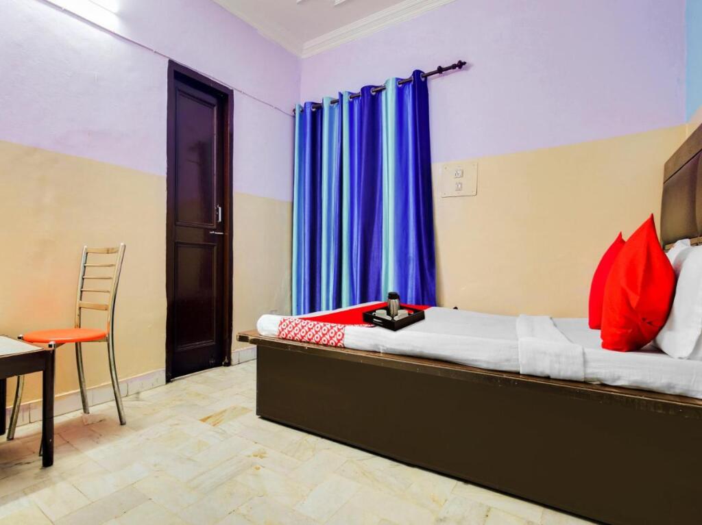 Чандигарх: OYO Flagship 703625 Hotel Suryansh