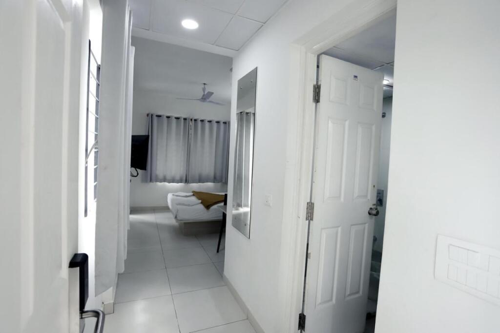 Бангалор: Hotel Gurudev Residency