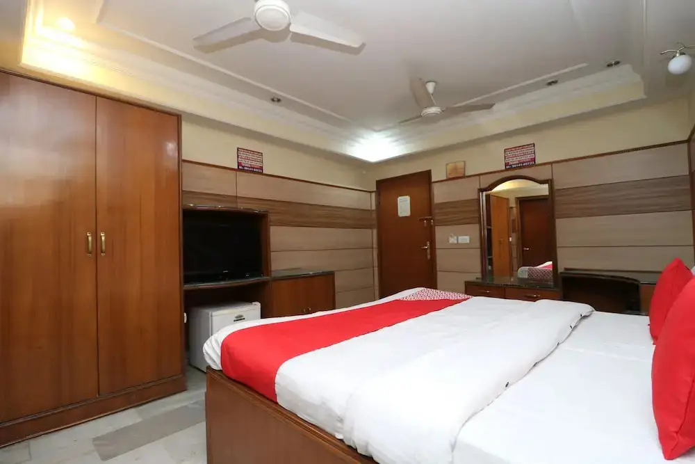 Джаландхар: Oyo 3504 Vivek International Hotel