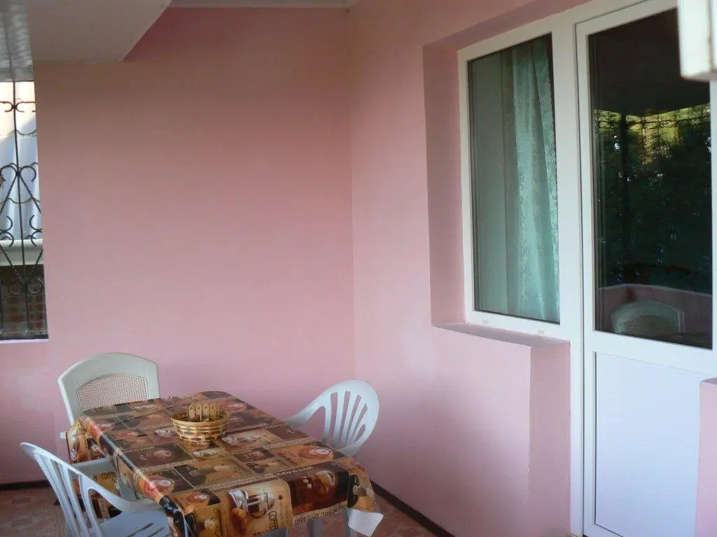 Алушта: Guesthouse Flamingo