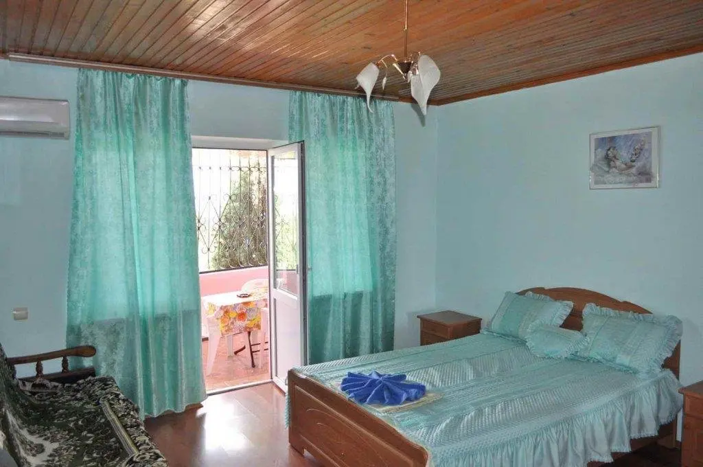 Алушта: Guesthouse Flamingo