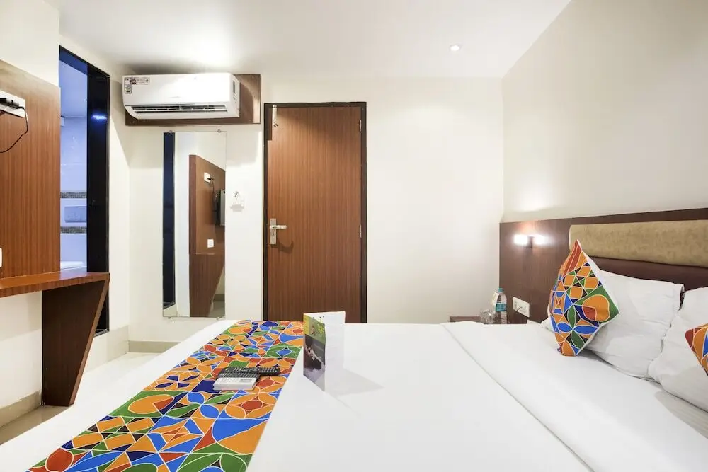 Мумбаи: Castle Inn by FabHotels