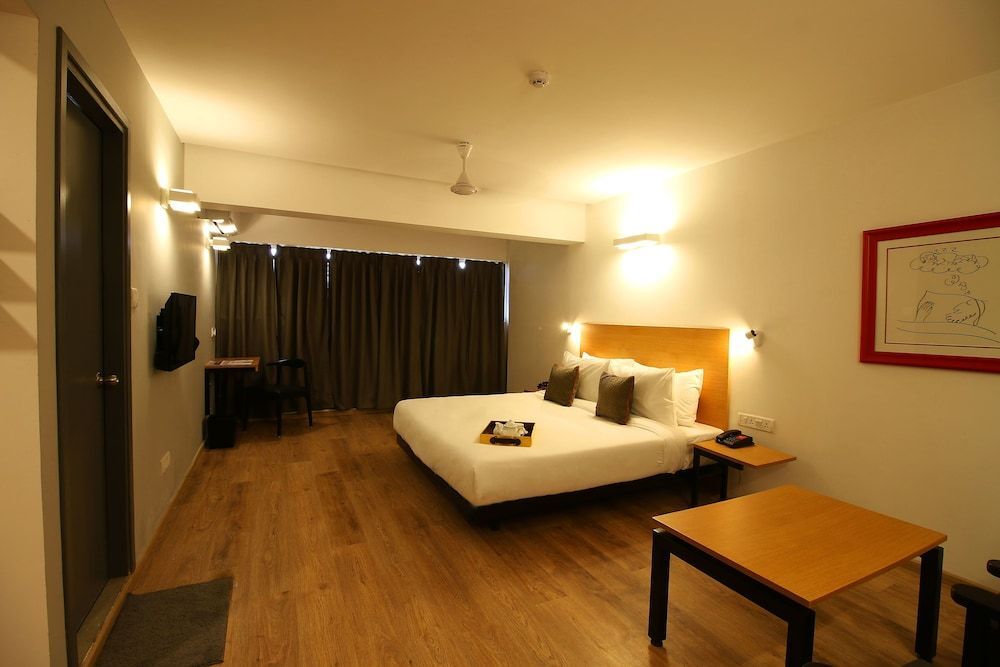 Мумбаи: OYO Townhouse 21 Bombay Exhibition Centre