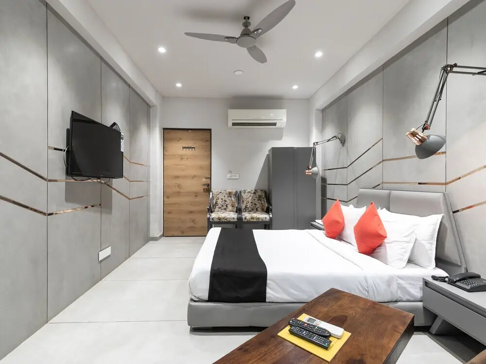 Сурат: Oyo 1386 Hotel Welcome Palace
