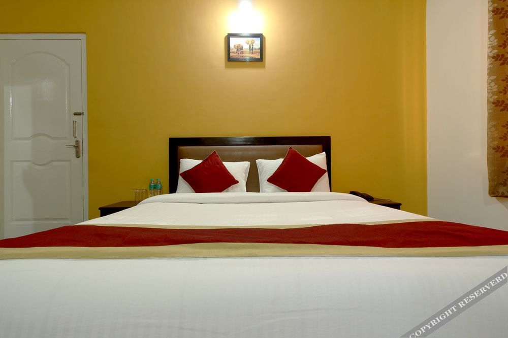Бангалор: Oyo 6633 The Banjaara Suites