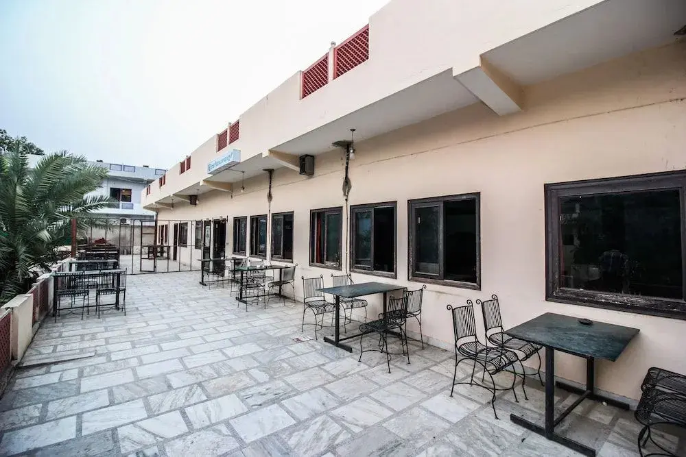 Джайпур: Oyo Flagship 22531 C Scheme Ashok Nagar
