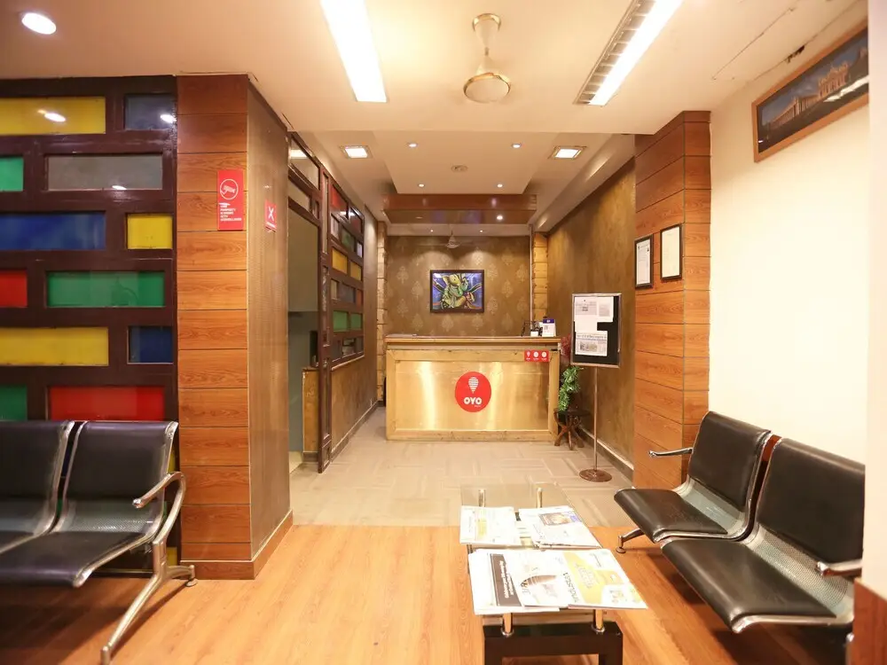 Нойда: Oyo 8876 Hotel Sarthi