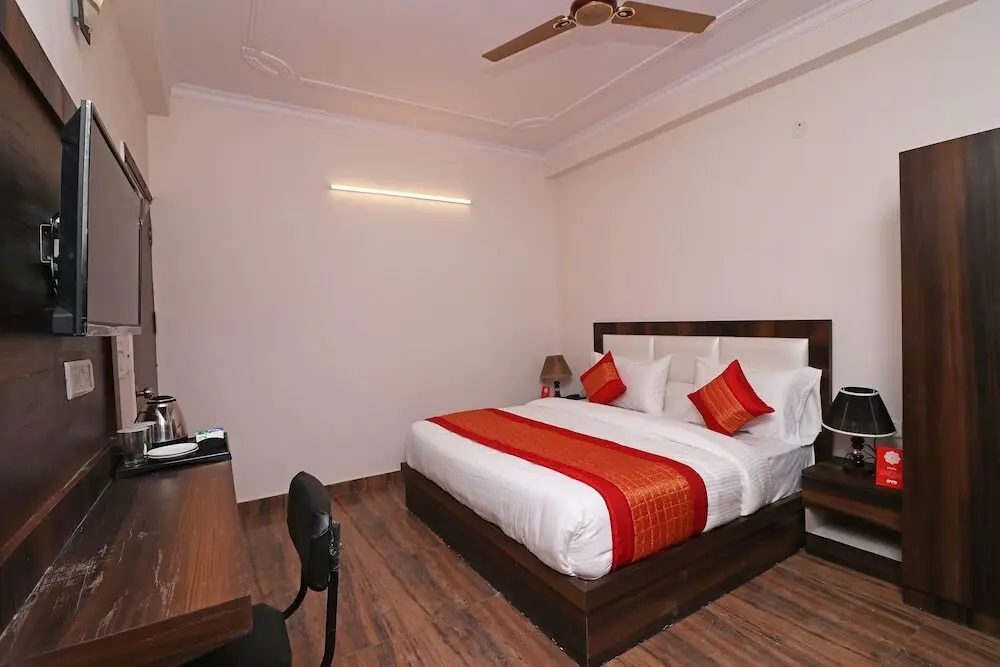 Нью-Дели: Oyo 847 Hotel Sinon