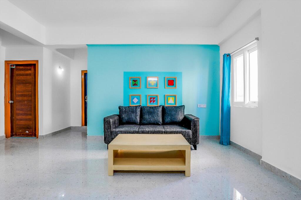 Хидерабад: Collection O 81343 Sri Fortune Blizz Sujana Forum