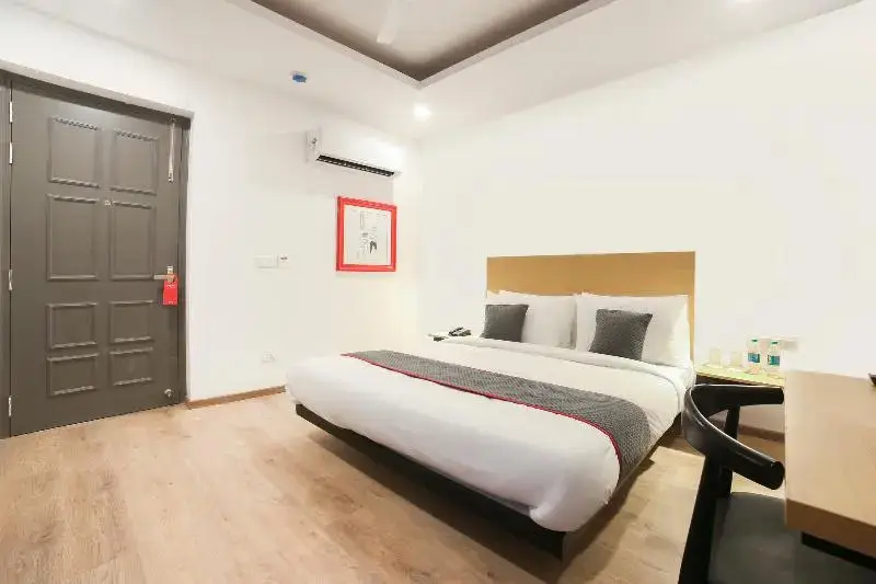 Гуруграм: OYO 78628 Townhouse 136 Sector 46 Vikas Marg