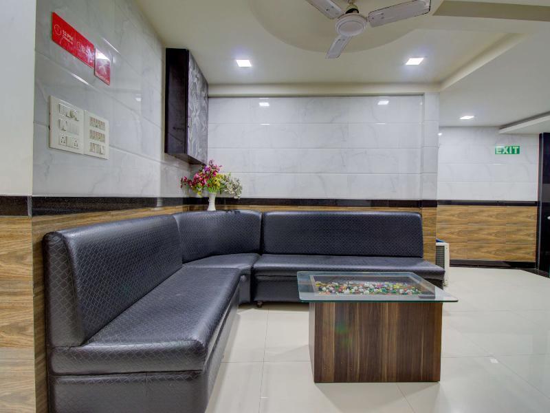 Мумбаи: OYO 71172 Hotel Sion Residency