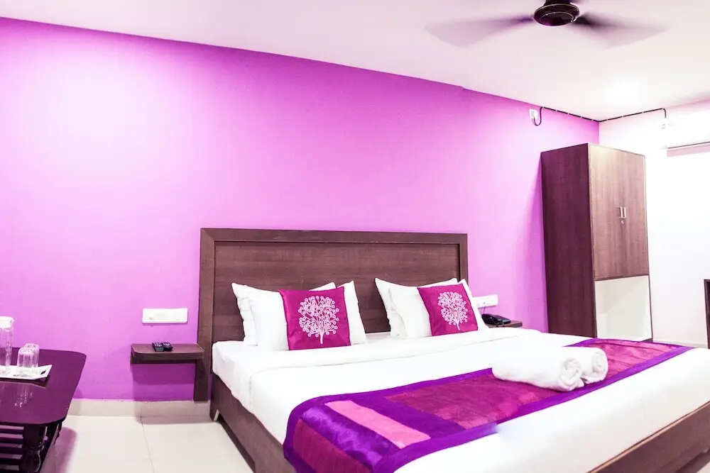 Бангалор: Capital O 5683 SS Suites