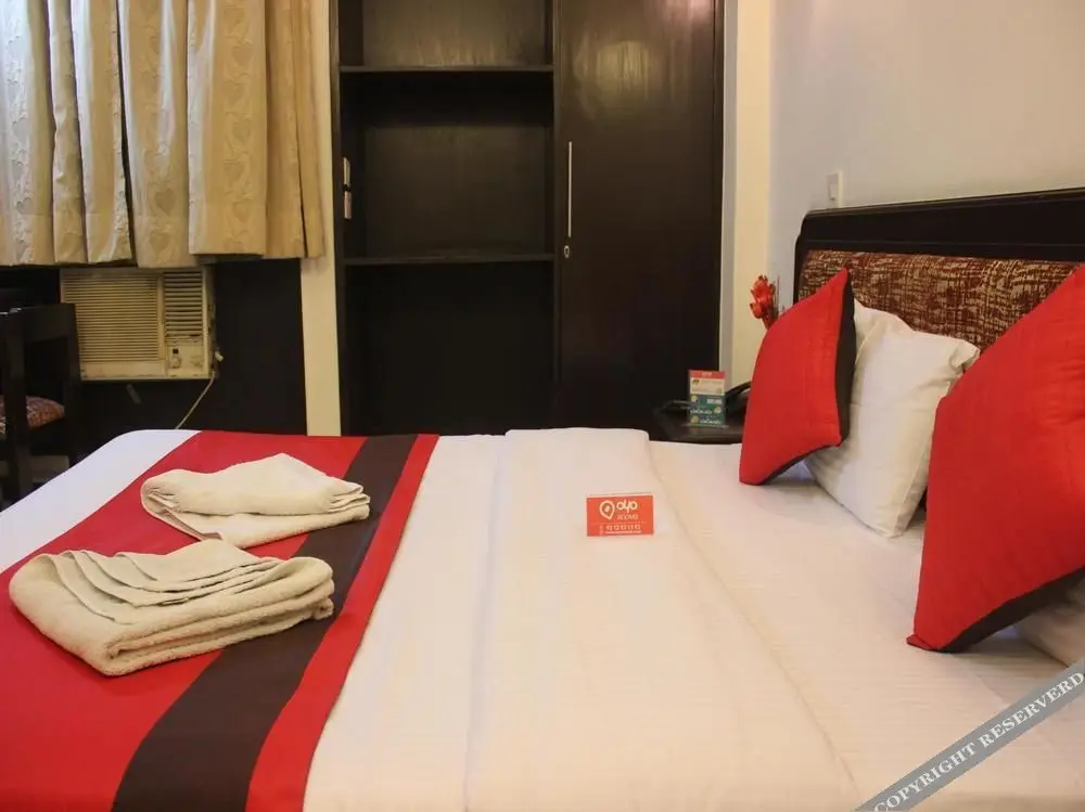 Нью-Дели: Oyo 518 Hotel Sundeep Inn