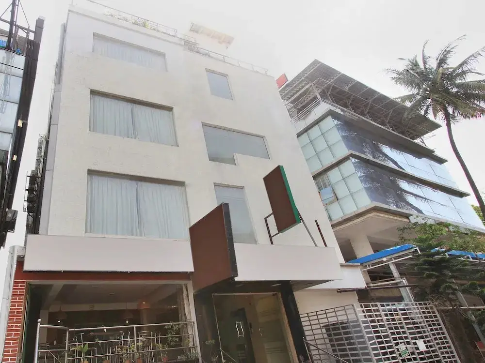 Бангалор: Capital O 11137 Hotel Morgen Suites