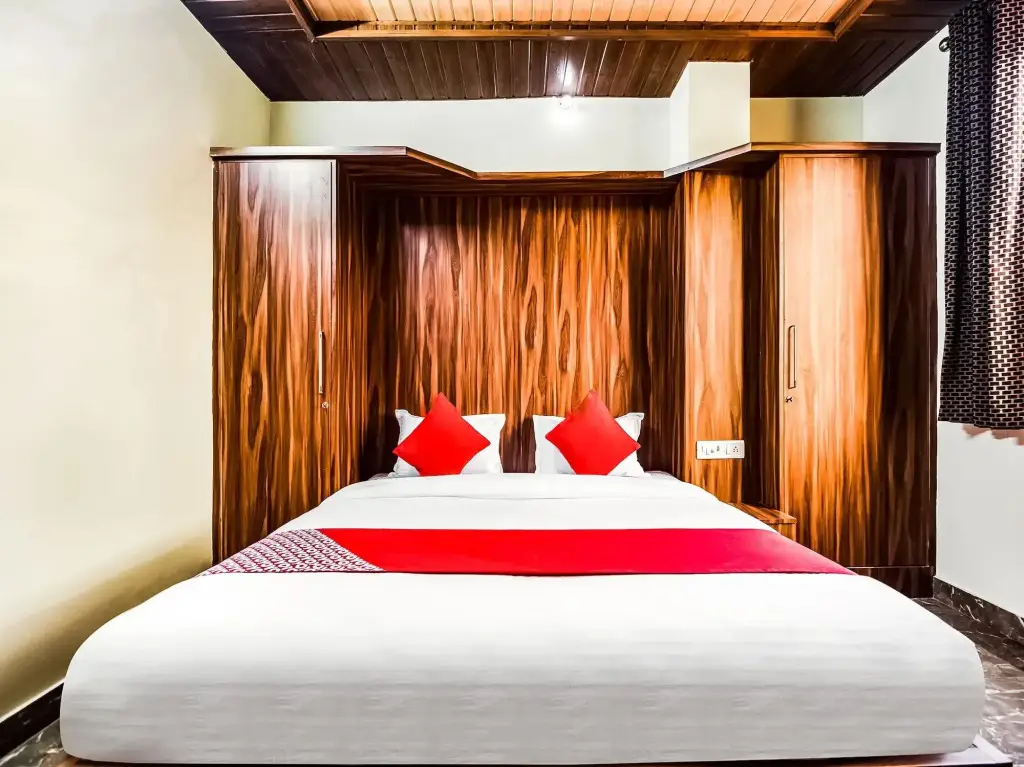 Кота: Eleven 43 Suites by OYO Rooms