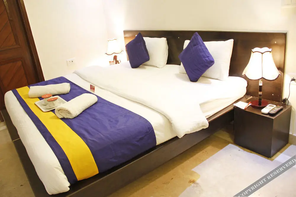 Нойда: Oyo Rooms Noida City Centre 208