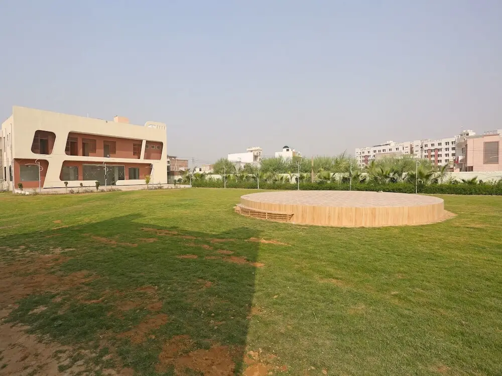 Radhika Resort by OYO Rooms — фото 1