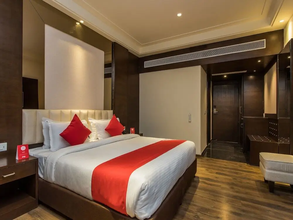 Индаур: Hotel 25 Hours by OYO Rooms