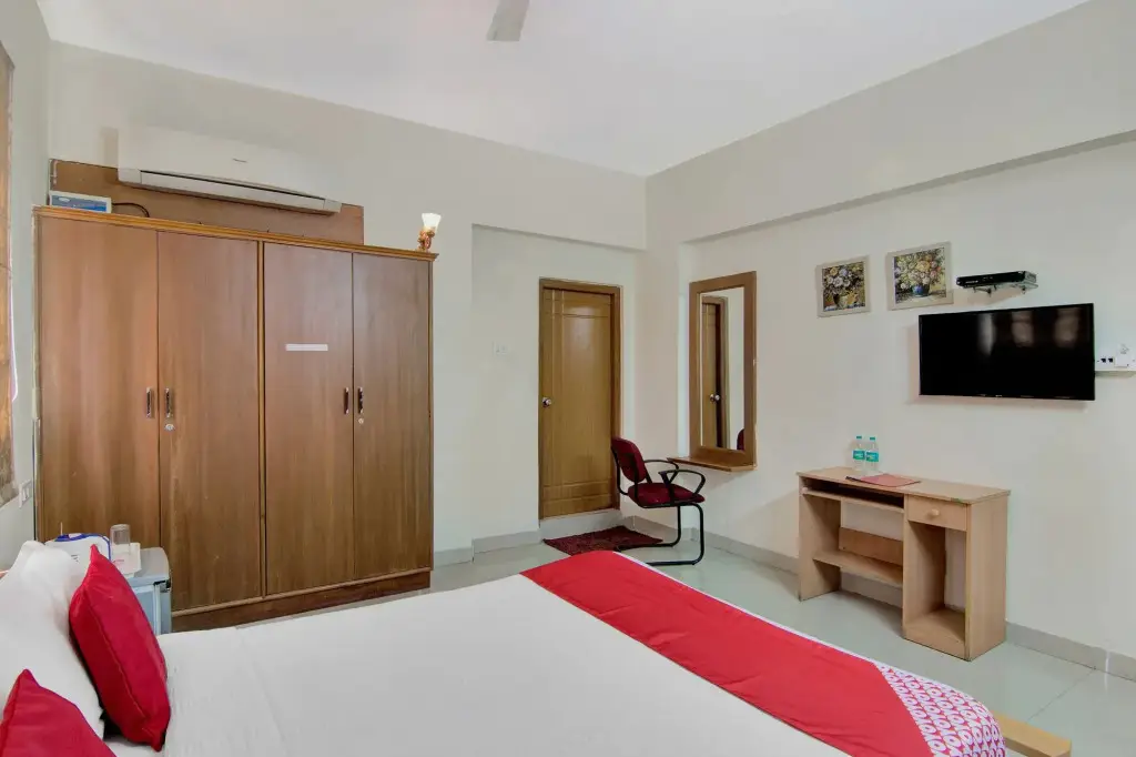 Хидерабад: SilverKey 20008 Executive Stays Madhapur