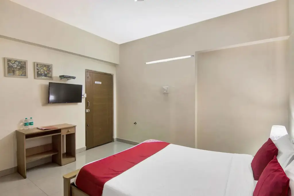 Хидерабад: SilverKey 20008 Executive Stays Madhapur