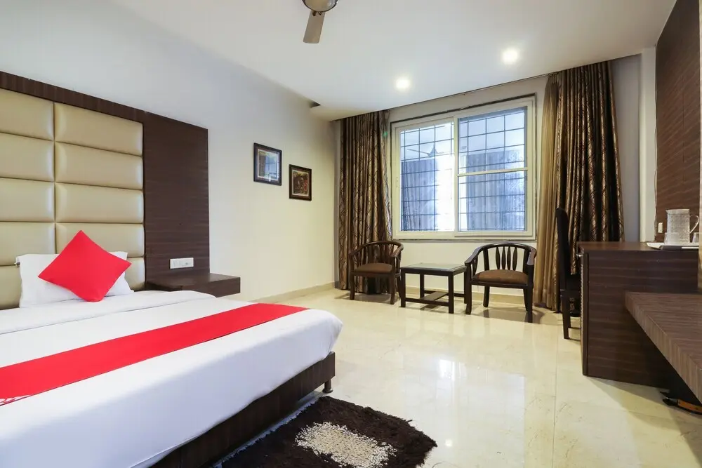 Лакхнау: City Club & Hotels by OYO Rooms