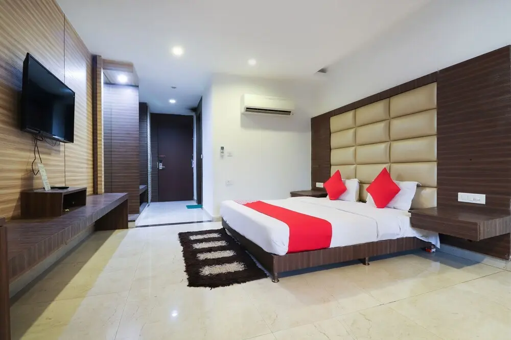 Лакхнау: City Club & Hotels by OYO Rooms