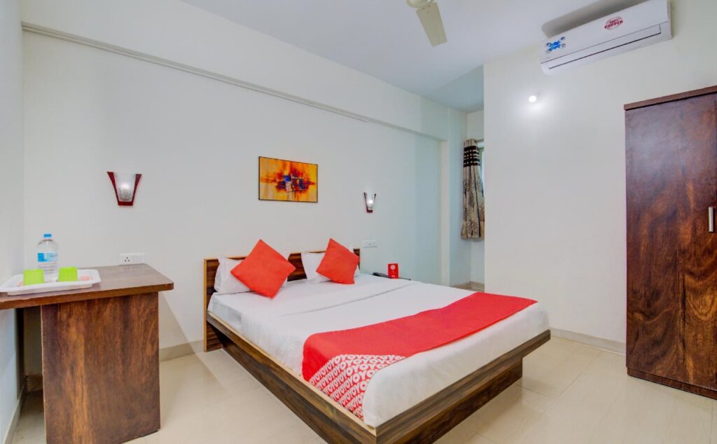 Пуна: Tag House By OYO Rooms