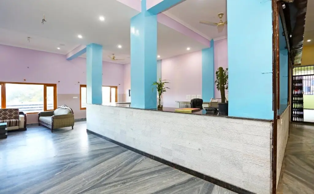 Сукха: Hotel Jay Continental By OYO Rooms
