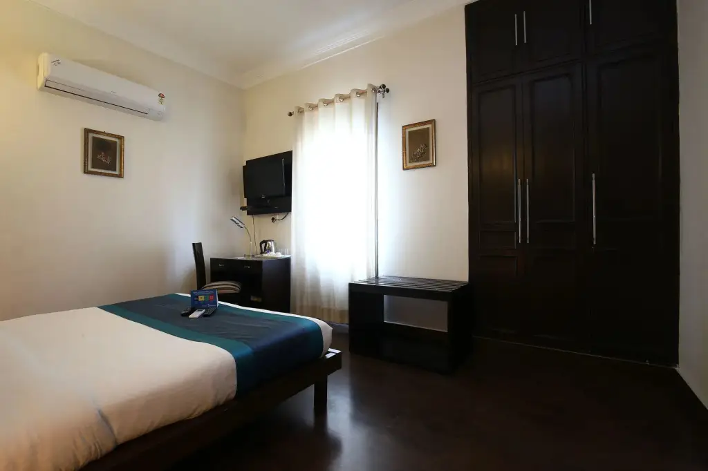 Нью-Дели: Stallen Suites Nehru Place by FabHotels