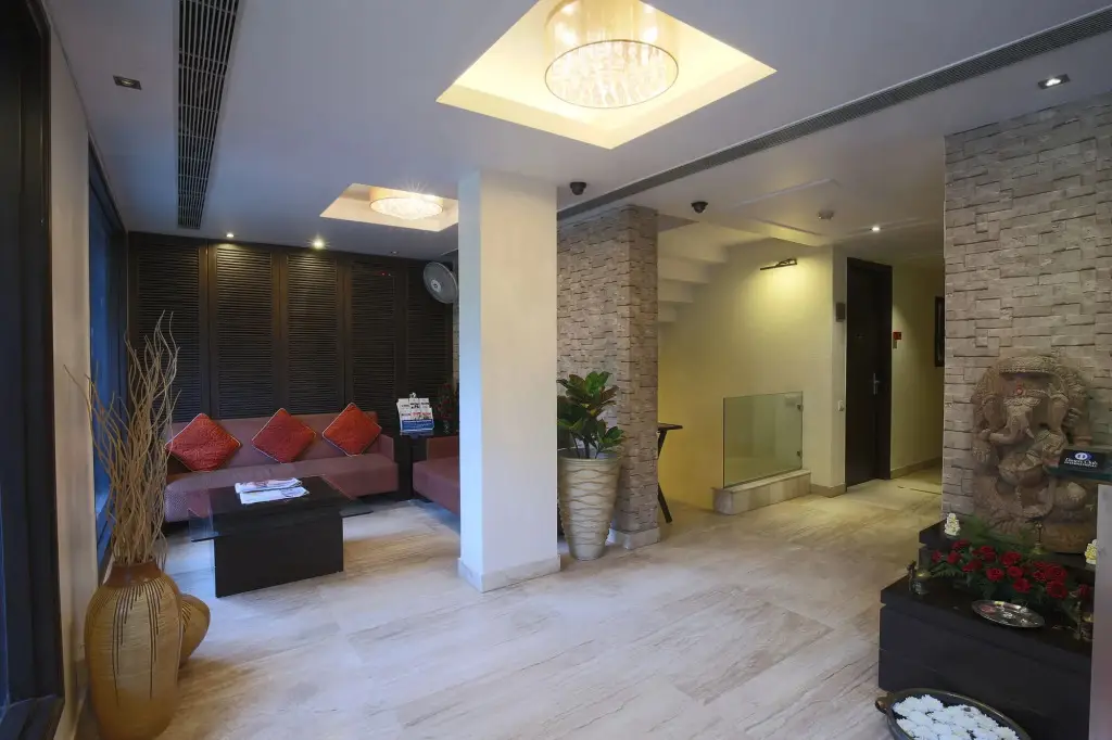 Stallen Suites Nehru Place by FabHotels — фото 1