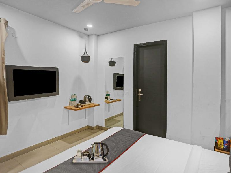 Нью-Дели: Townhouse 475 Nangal Raya Pankha Road
