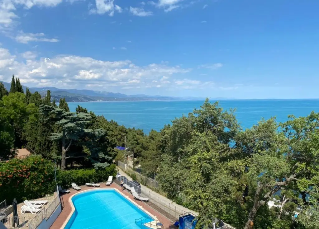 Алушта: Отель Ласковый берег