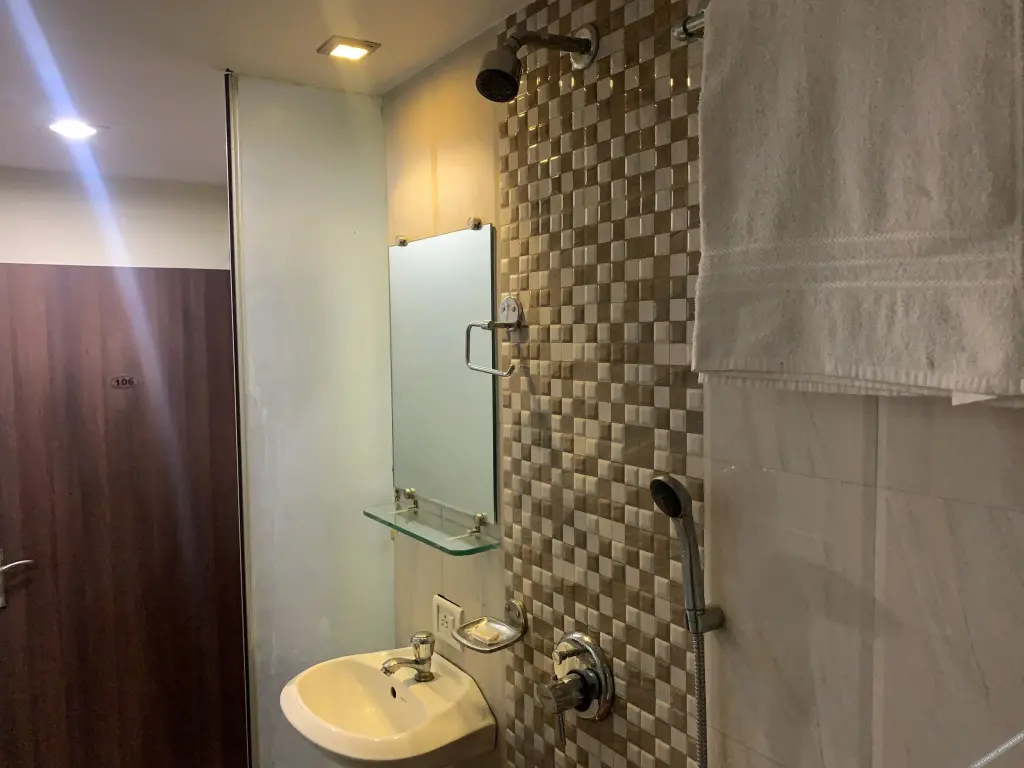Нагпур: Hotel JK Lions - Koradi, Nagpur