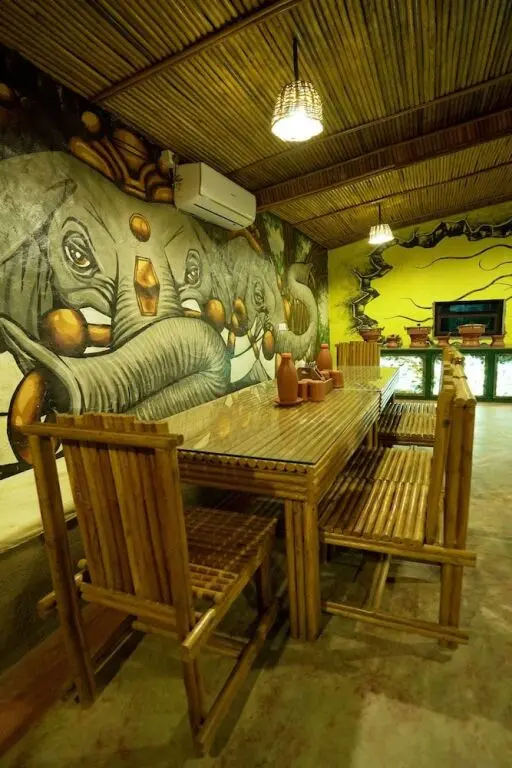 Наинитал: V One Resort Soho Jim Corbett
