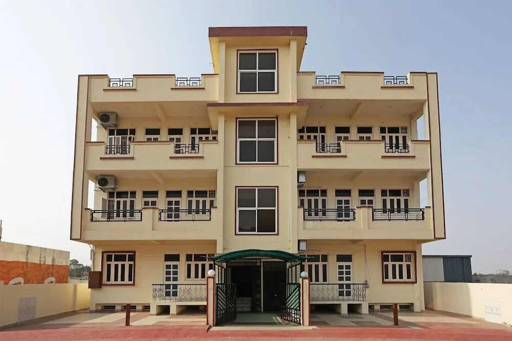 Удаипур: Urvi Apartments by OYO Rooms