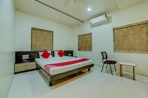 Пимпри-Чинчвад: OYO 1647 Hotel Regent