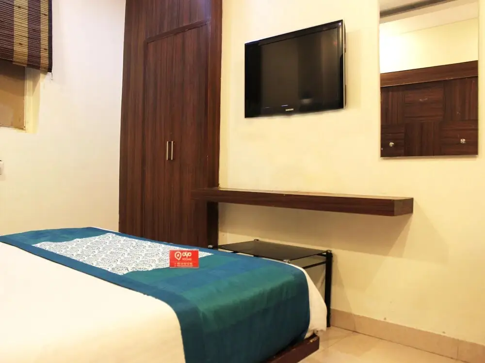 Нью-Дели: Oyo 2373 Hotel D Inn