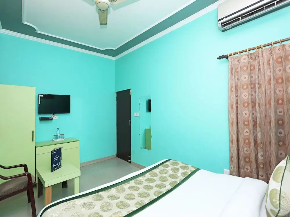 Нью-Дели: Oyo 11312 Hotel Aero Capitol